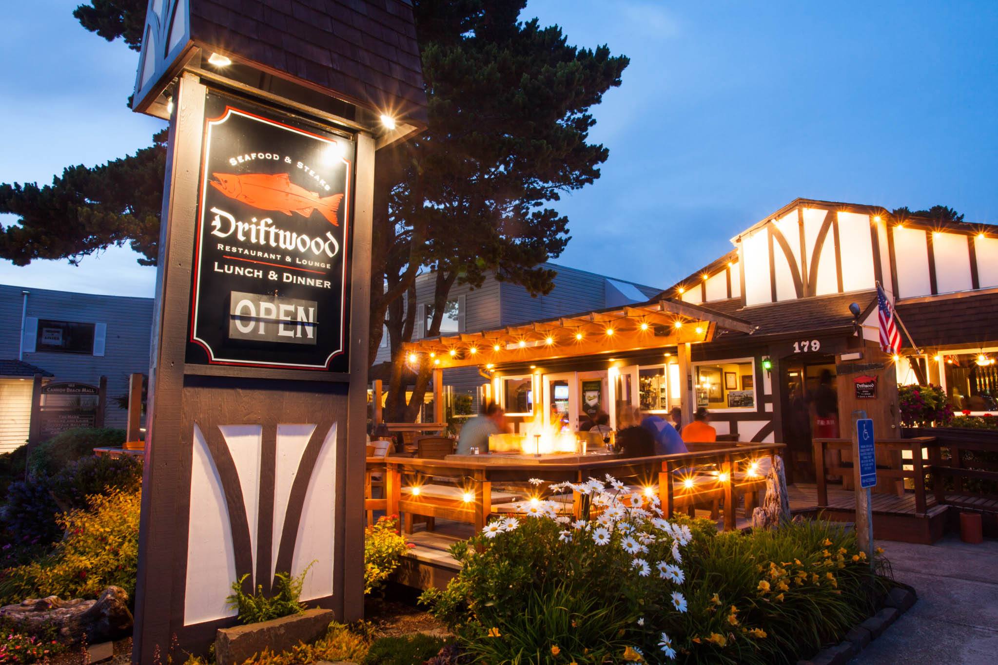 Driftwood restaurant at night